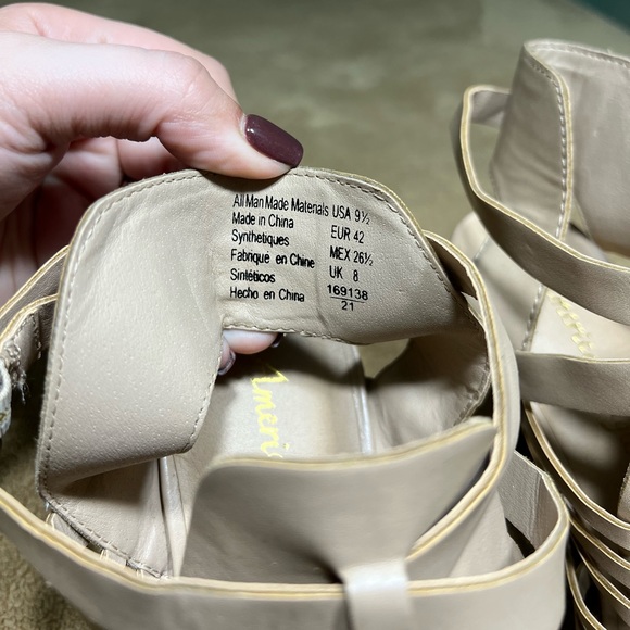 American Eagle heels - Picture 4 of 4